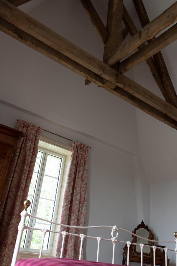 Chambres D'Hotes Chateau De Saint Etienne Du Bois Esterno foto