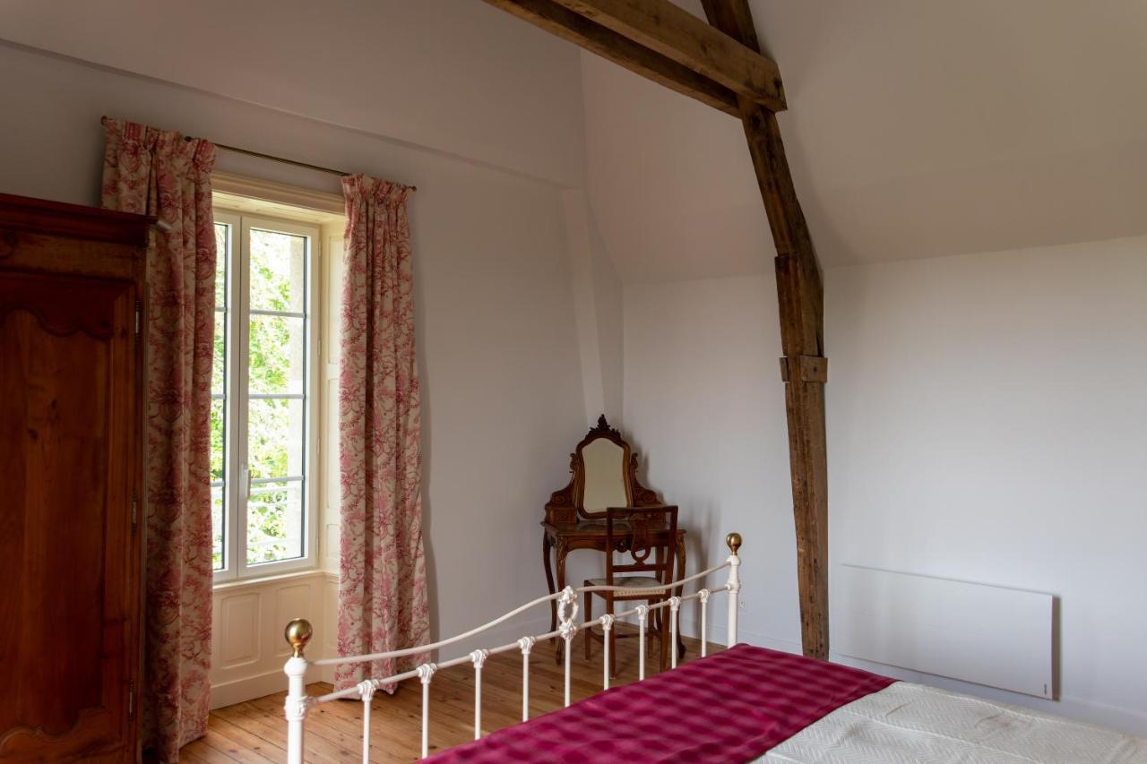Chambres D'Hotes Chateau De Saint Etienne Du Bois Esterno foto
